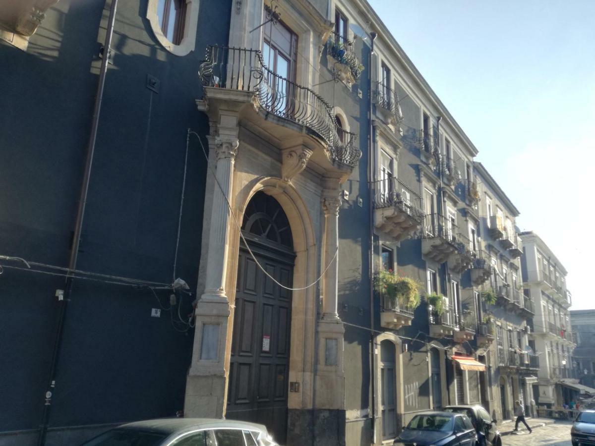La Finestra Sul Mercato Home Catania Exteriör bild